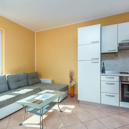 Apartament Mirjana