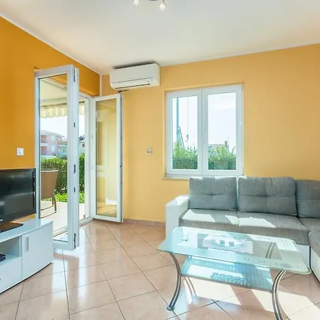 Mirjana Apartamento