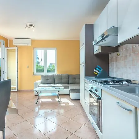 Mirjana Apartament *